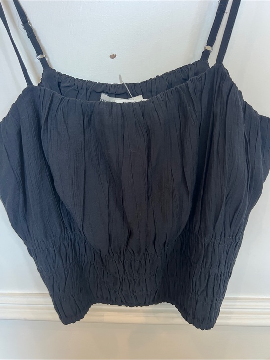 Abercrombie & Fitch Tops - NWT Abercrombie Cropped Ruched Top. Size XL. Color is Black